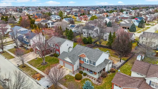 $525,000 | 2010 Strand Drive, Champaign, IL 61822