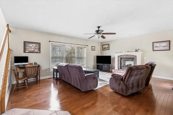 $525,000 | 2010 Strand Drive, Champaign, IL 61822