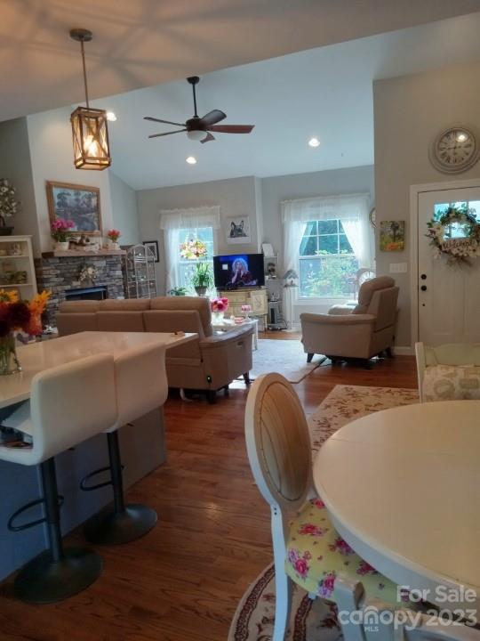 148 Freedom Road Hendersonville, NC 28792 - Photo 17 of 31 Gallery Image 17