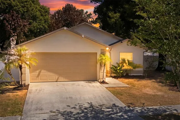 $355,000 | 2116 Intervista Lane, Valrico, FL 33594