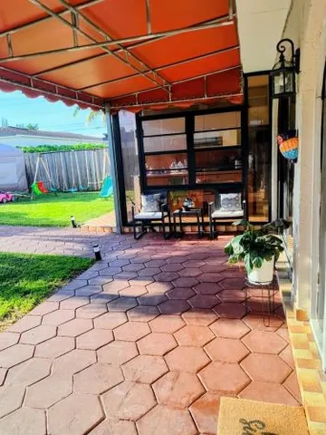 $889,000 | 3124 Southwest 63rd Avenue, Miami, FL 33155