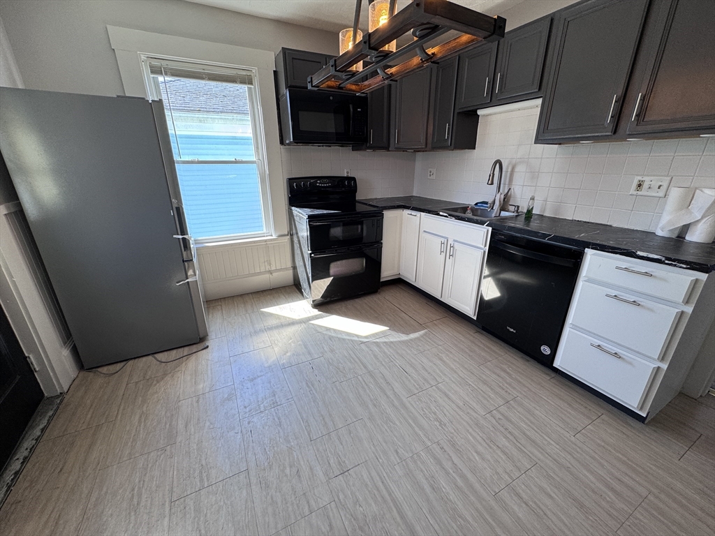 19 Milton Street, Unit 2 Framingham, MA 01702 - Photo 1 of 1