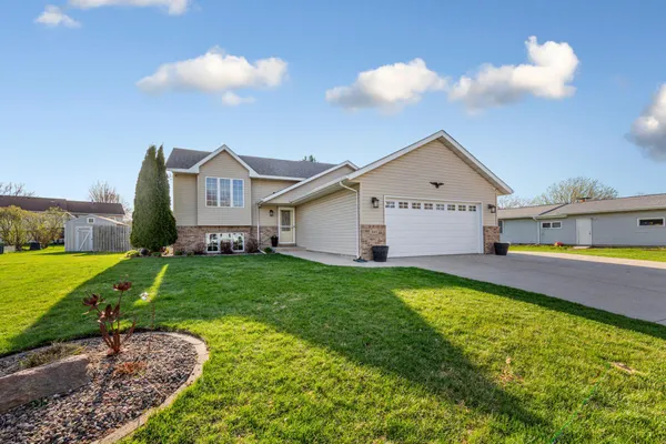 $329,900 | 1840 Field Stone Avenue Southeast, Owatonna, MN 55060