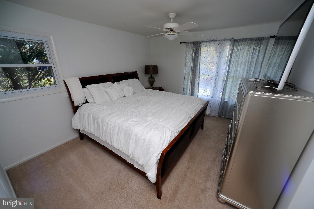 6015 Meriwether Lane Springfield, VA 22150 - Photo 17 of 32 master bedroom