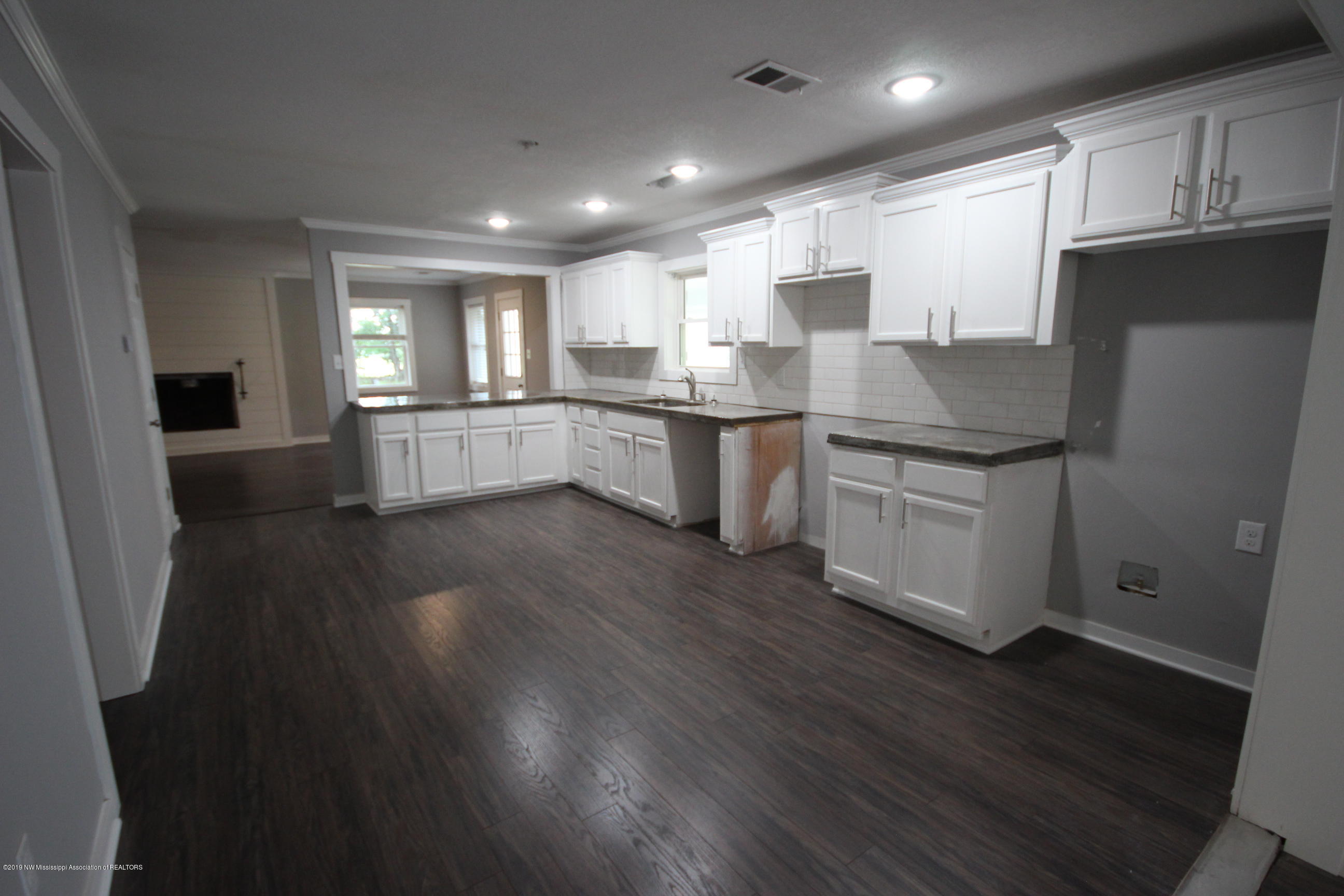 2172 Grays Creek Road Hernando, MS 38632 - Photo 5 of 23 IMG_8119