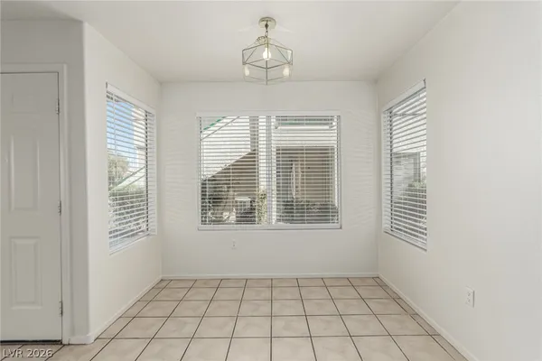 $1,250 | 5710 East Tropicana Avenue, Unit 1108, Las Vegas, NV 89122