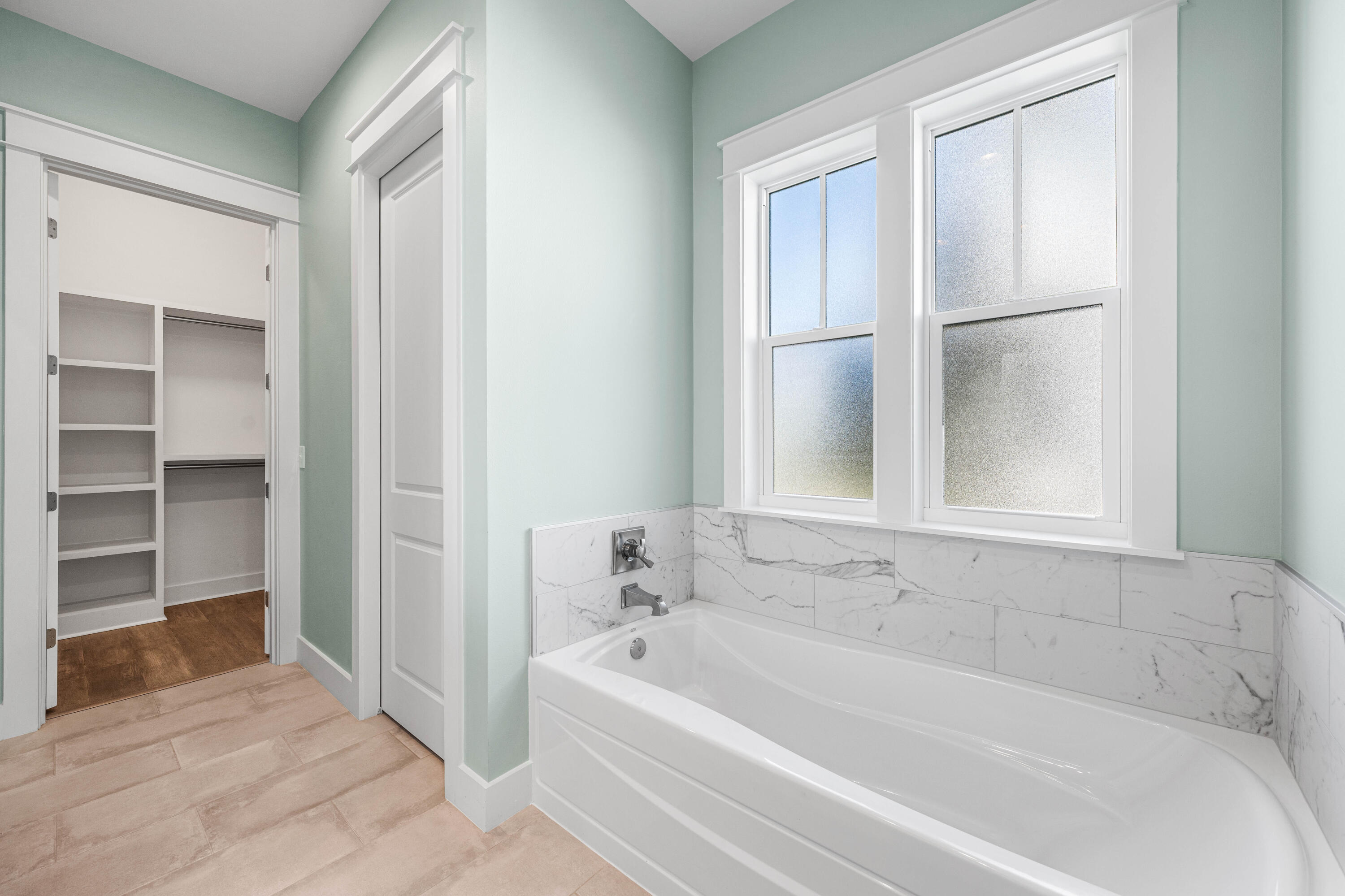 234 Sidecamp Rd Inlet Beach Inlet Beach, FL 32461 - Photo 25 of 57 Large Primary Bathroom+Garden Tub