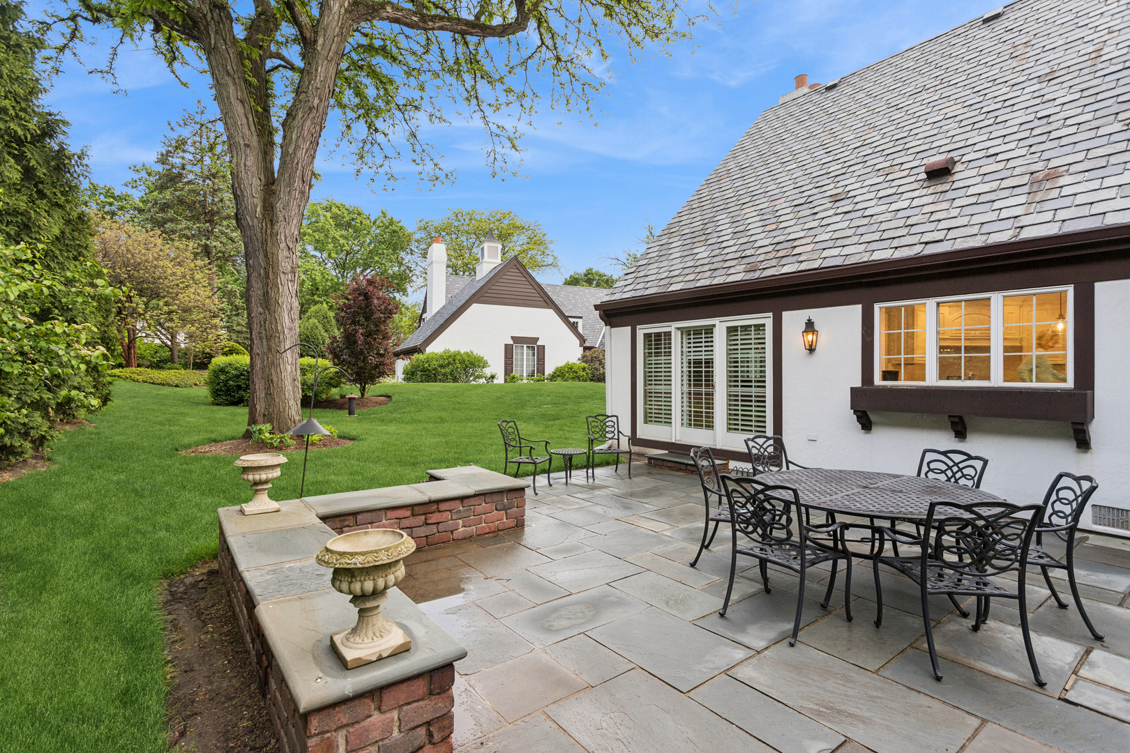 401 Burr Ridge Club Burr Ridge, IL 60527 - Photo 4 of 34 Gallery Image 4