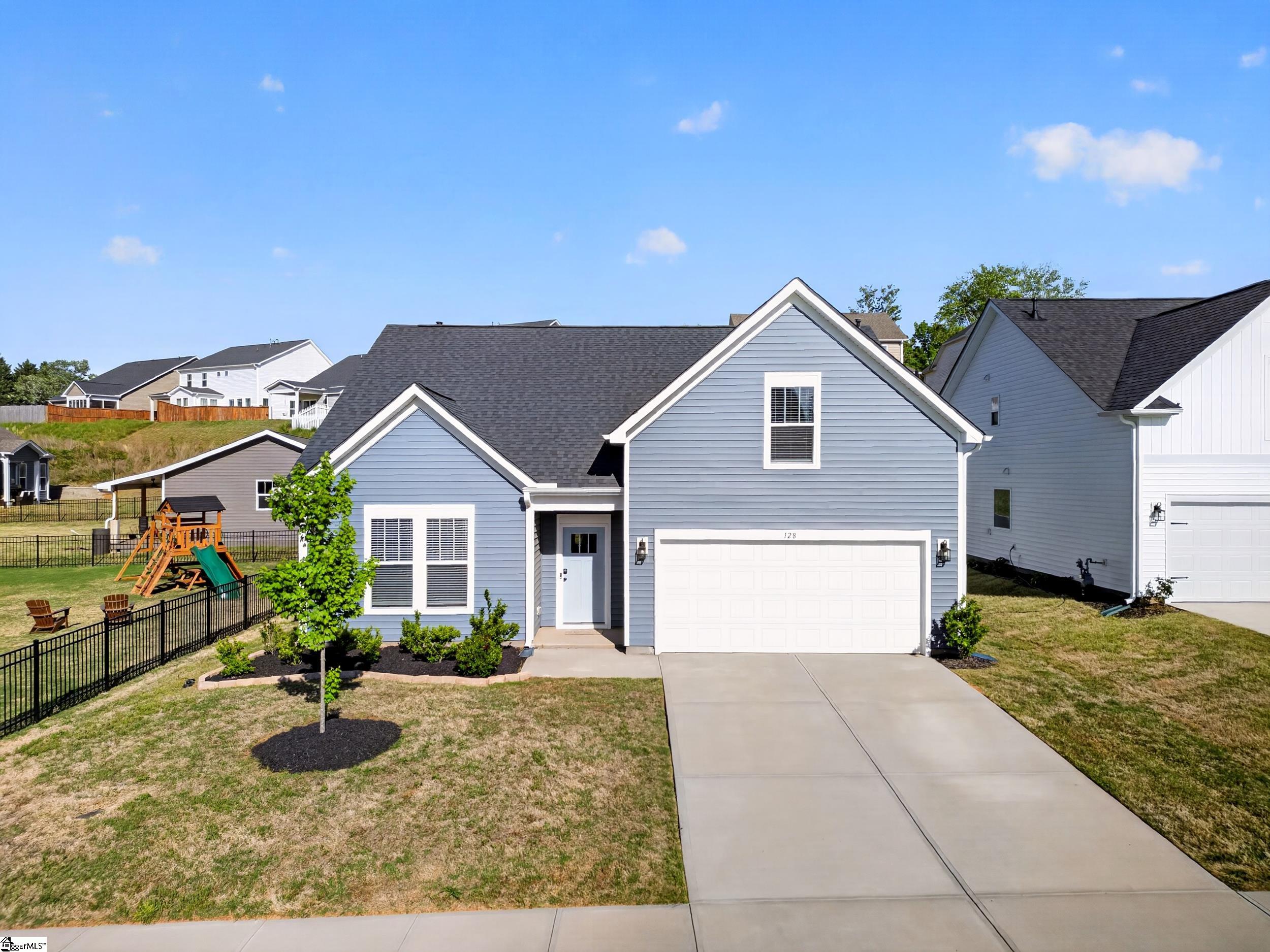 128 Whitman Way Easley, SC 29642 - Photo 32 of 35