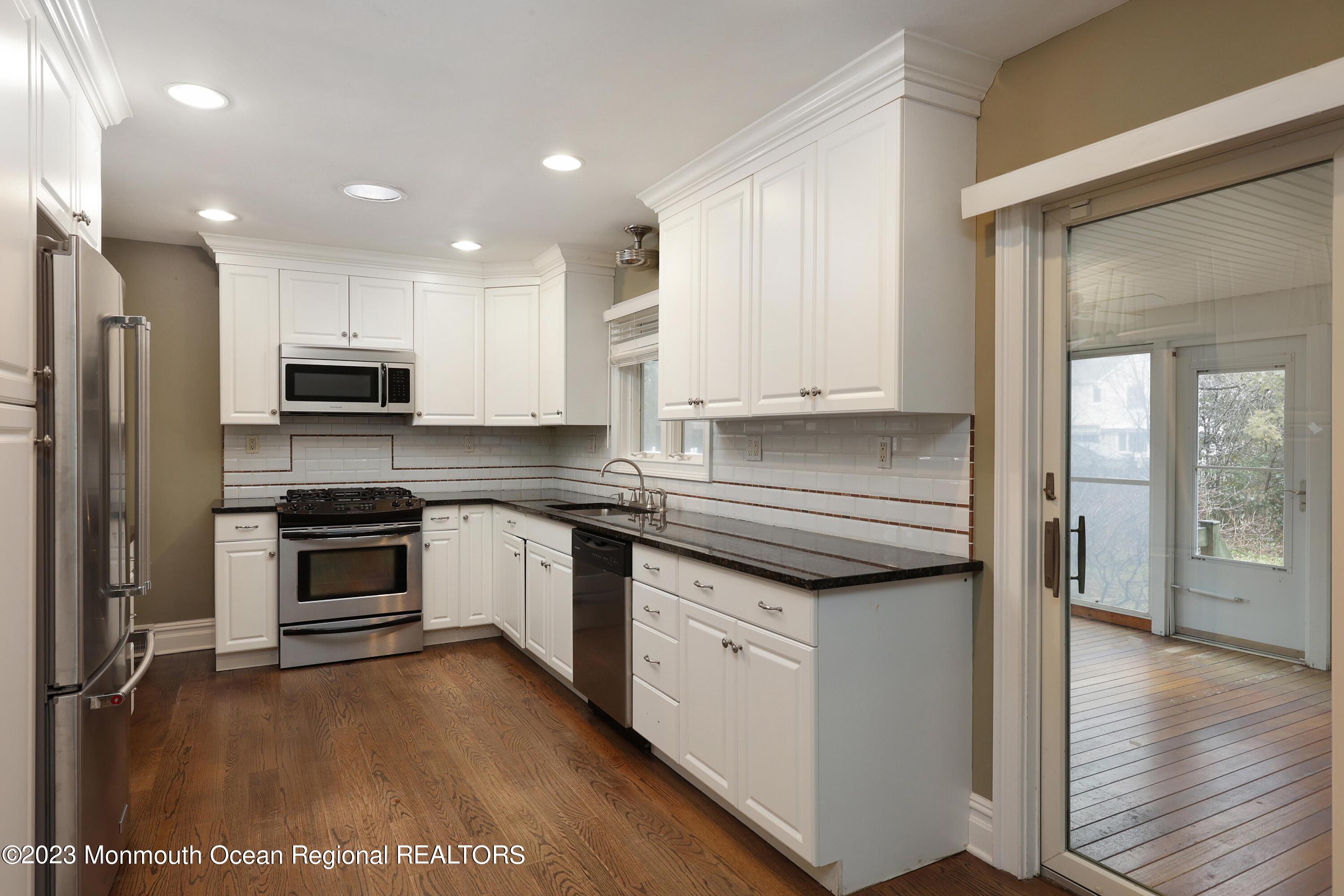 7 Rutgers Drive Fair Haven, NJ 07704 - Photo 11 of 28 758A4081