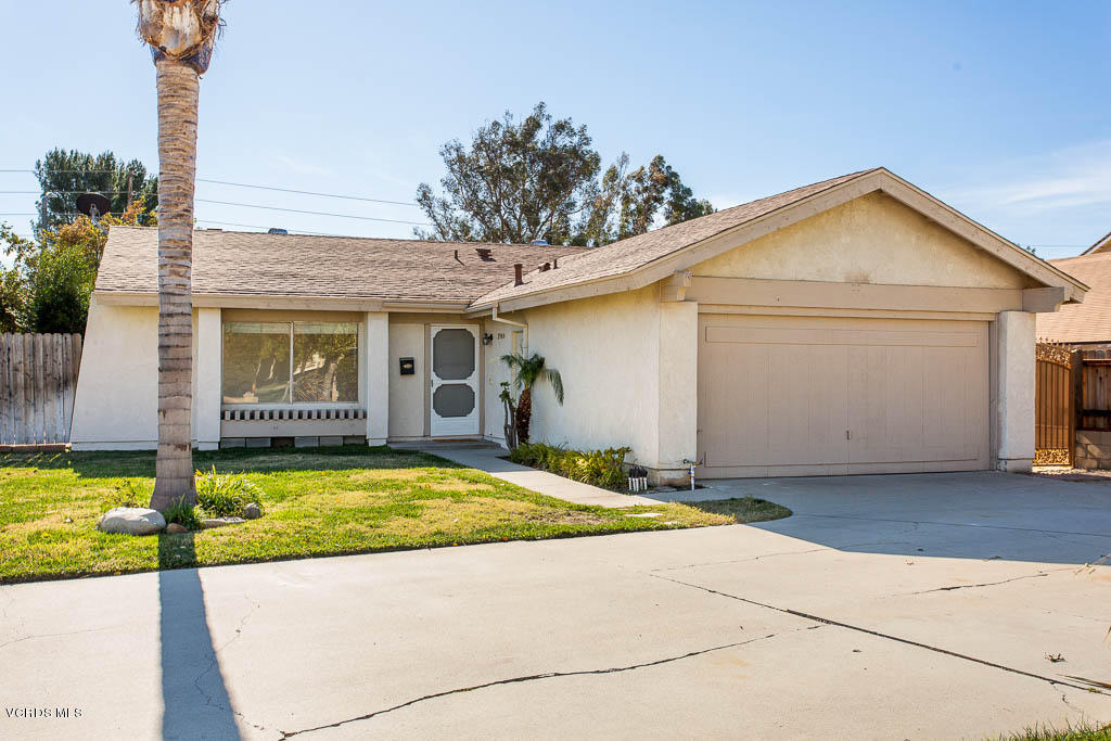 3904 Lecont Court Simi Valley, CA 93063 - Photo 27 of 35 3904 Lecont Court - HsHProd-27