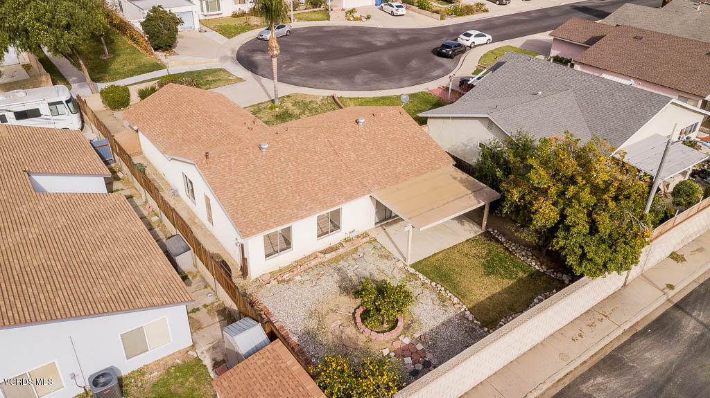 3904 Lecont Court Simi Valley, CA 93063 - Photo 31 of 35 3904 Lecont Court - HsHProd-34
