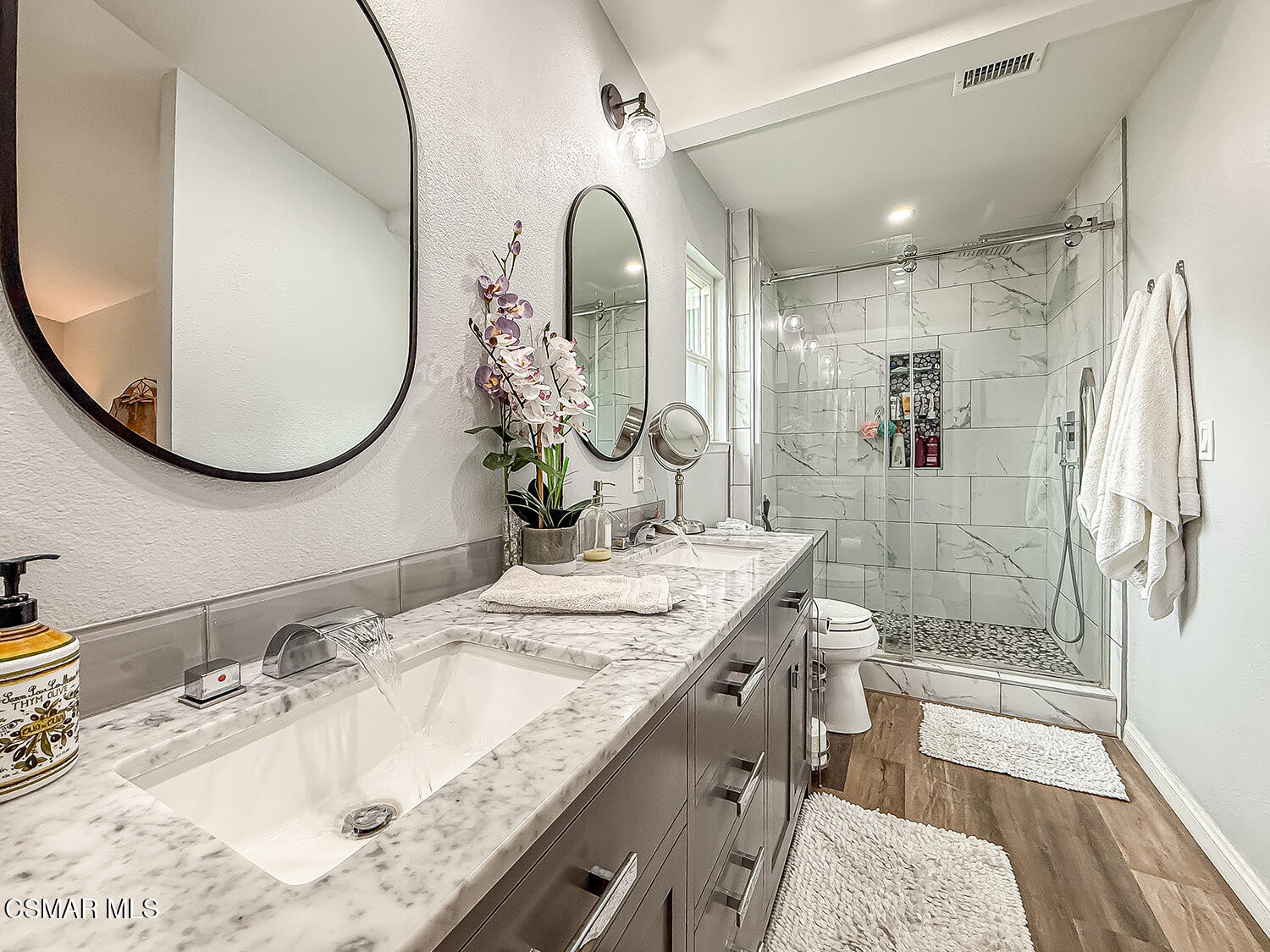 7611 Teak Way Rancho Cucamonga, CA 91730 - Photo 41 of 54 jPrimary Bedroom Suite5
