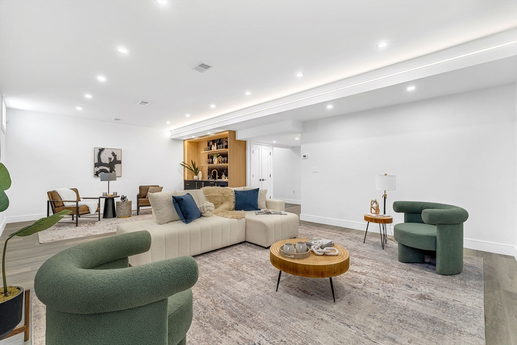 447-449 Hillside Avenue Needham, MA 02494 - Photo 33 of 42