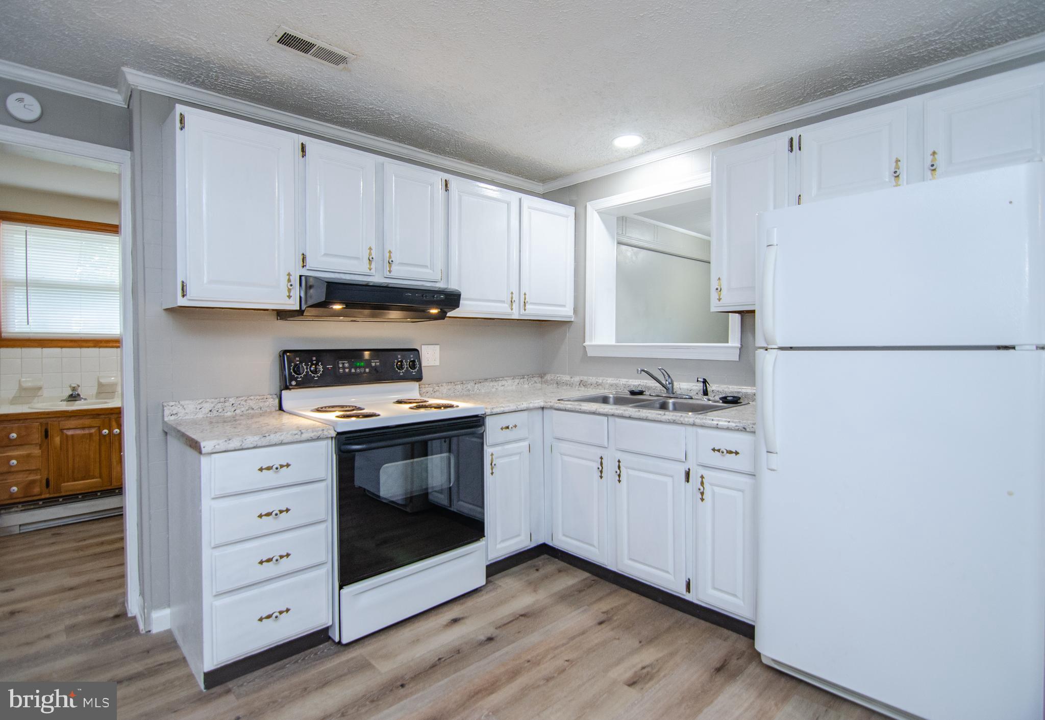 311 Rolando Drive Colonial Beach, VA 22443 - Photo 14 of 24 Kitchen
