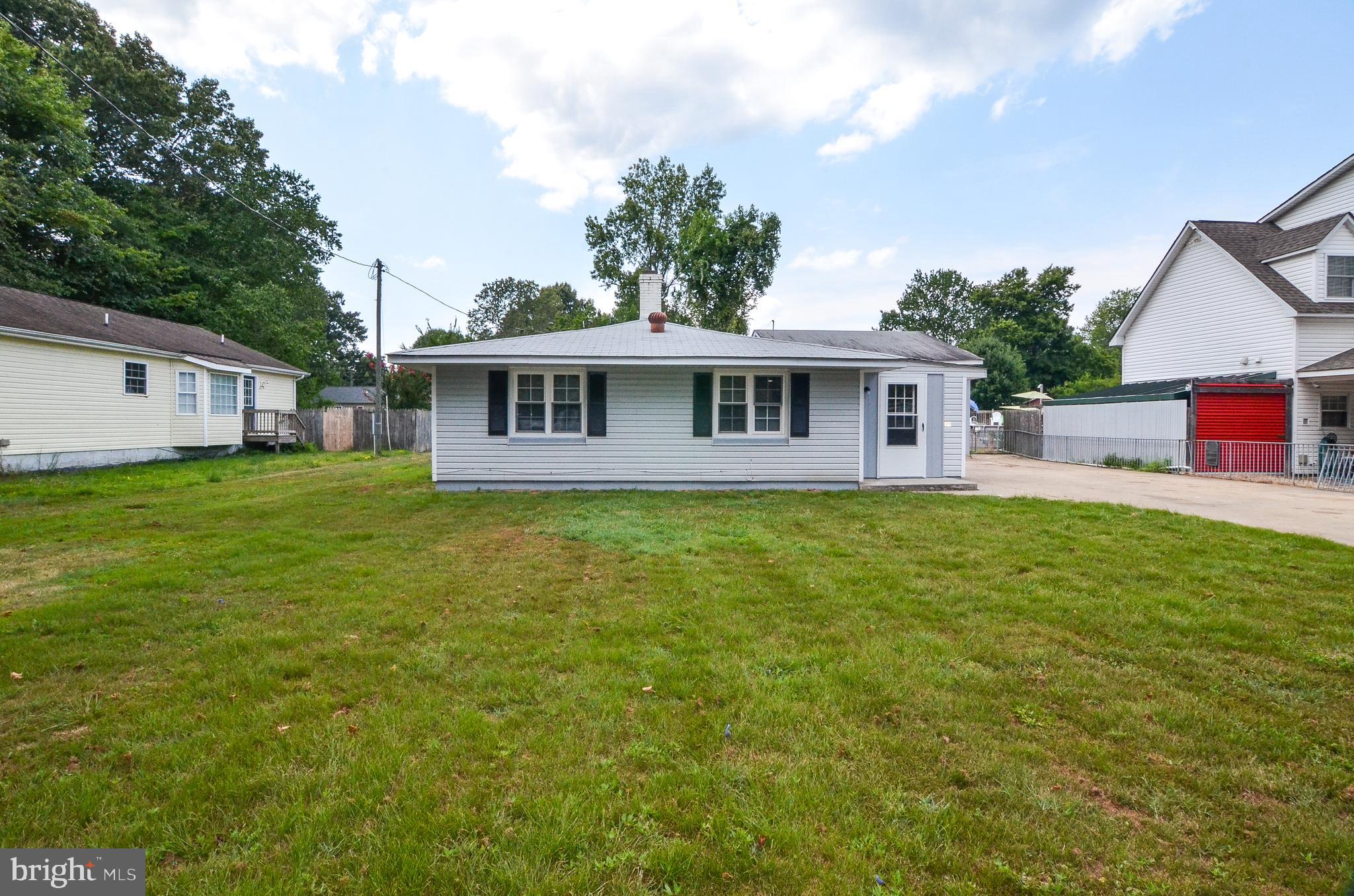 311 Rolando Drive Colonial Beach, VA 22443 - Photo 3 of 24 View from Street