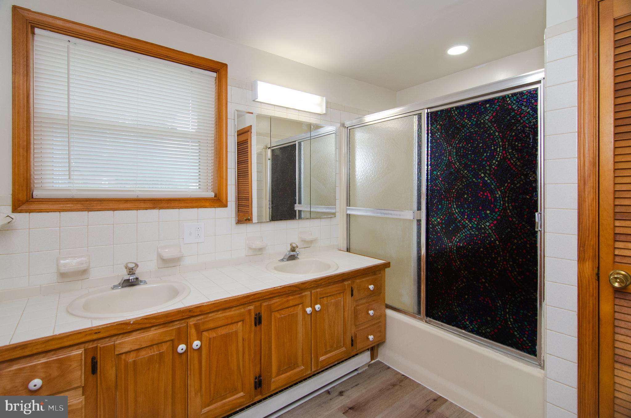 311 Rolando Drive Colonial Beach, VA 22443 - Photo 21 of 24 Bathroom