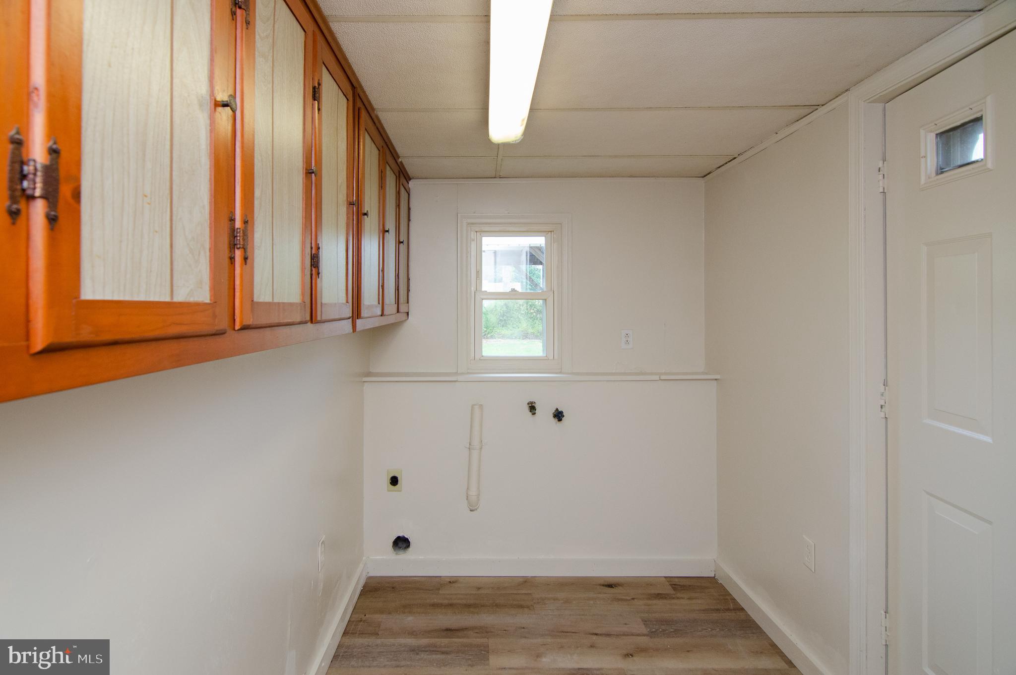 311 Rolando Drive Colonial Beach, VA 22443 - Photo 22 of 24 Utility/mud room