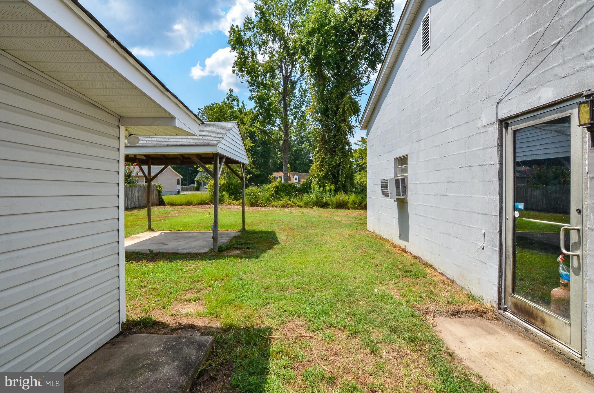 311 Rolando Drive Colonial Beach, VA 22443 - Photo 6 of 24 Easy access from house to garage.