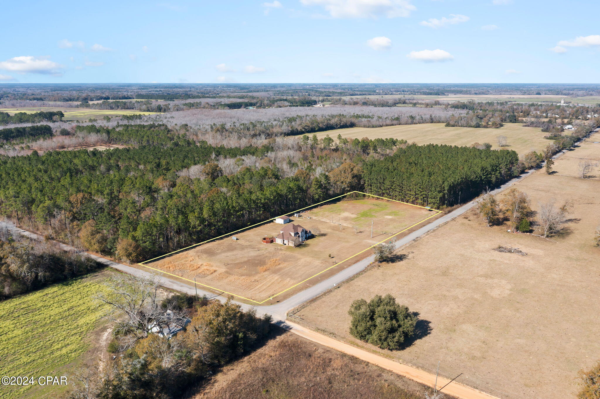770 Candy Kitchen Road Cottondale, FL 32431 - Photo 3 of 43