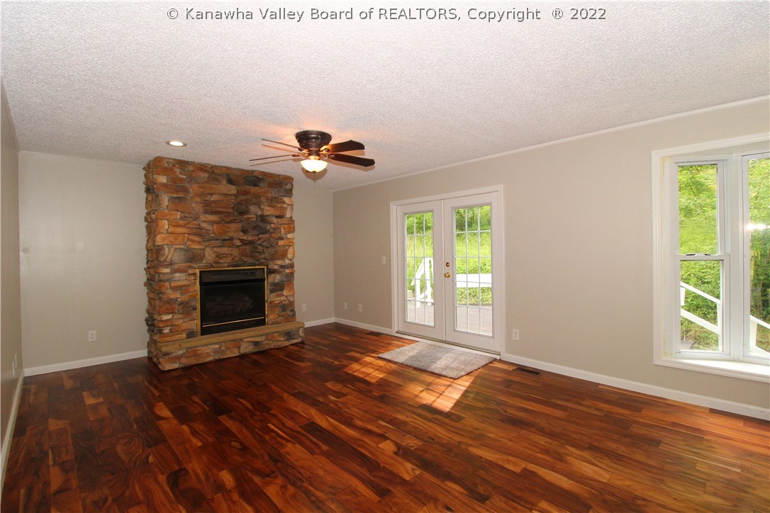 3835 Ridgeview Nellis Road Ridgeview, WV 25169 - Photo 4 of 17 Gallery Image 4