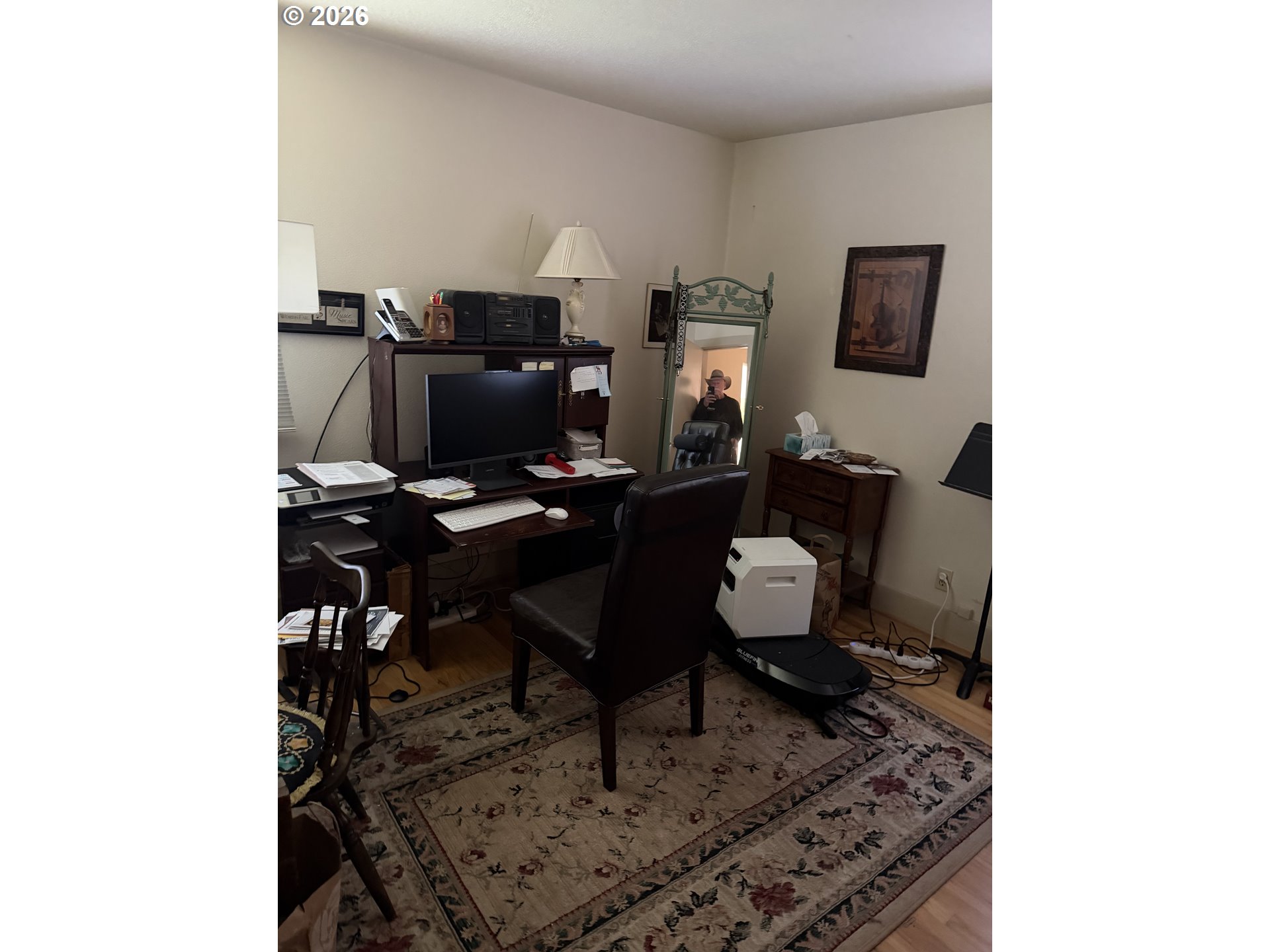 5205 Southeast Ramona Street Portland, OR 97206 - Photo 9 of 10 a view of a workspace with furniture