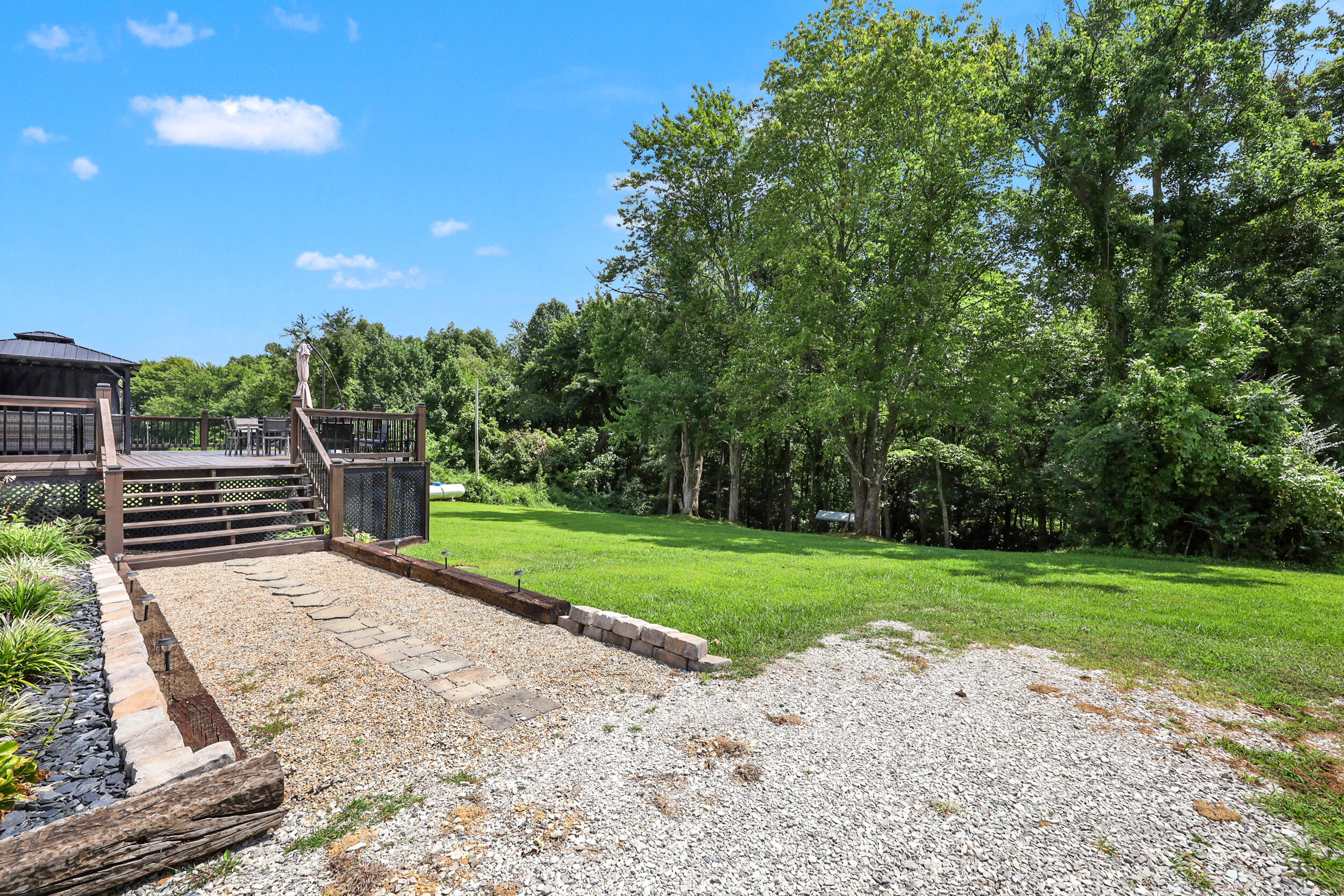165 Cedar Point Road Tyner, KY 40486 - Photo 34 of 48 34_img_1008
