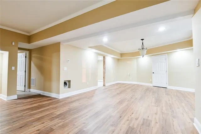 $669,000 | 5011 Glen Forrest Drive, Flowery Branch, GA 30542