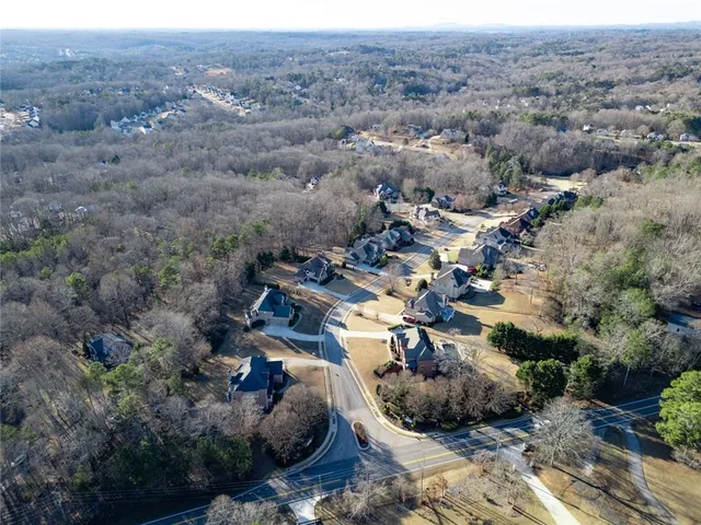 $669,000 | 5011 Glen Forrest Drive, Flowery Branch, GA 30542