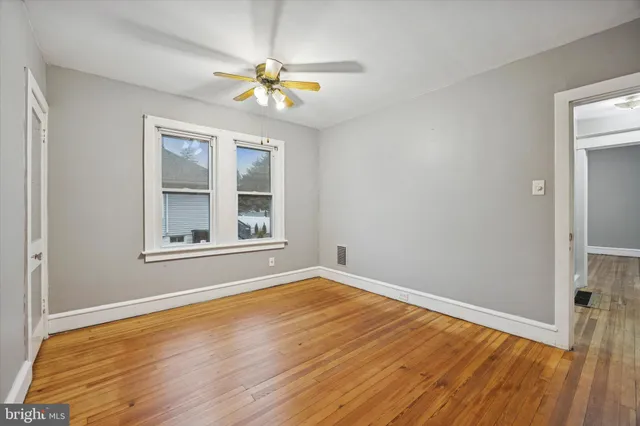 $2,500 | 407 North Broadway, Unit A, Pitman, NJ 08071