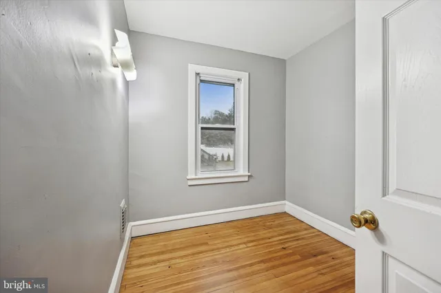 $2,500 | 407 North Broadway, Unit A, Pitman, NJ 08071