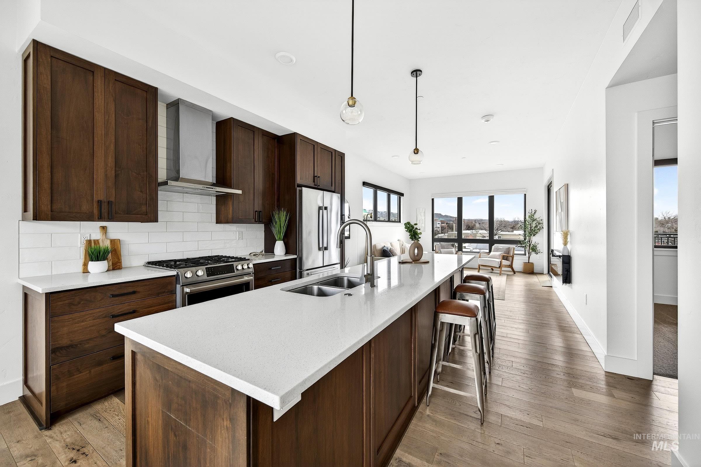 611 South 8th Street, Unit 401 Boise, ID 83702 - Photo 4 of 29