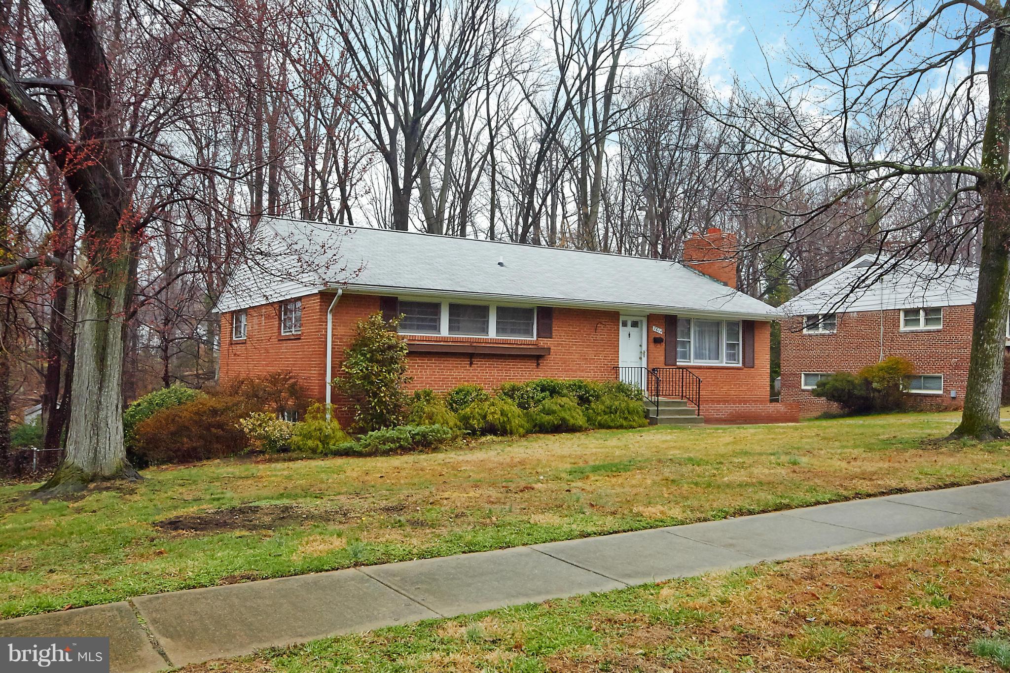 7614 Elgar Street Springfield, VA 22151 - Photo 1 of 30 Exterior (Front)