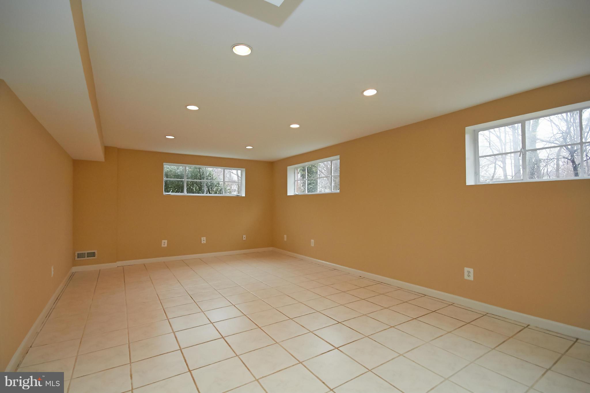 7614 Elgar Street Springfield, VA 22151 - Photo 20 of 30 Expansive Walkout Rec Room