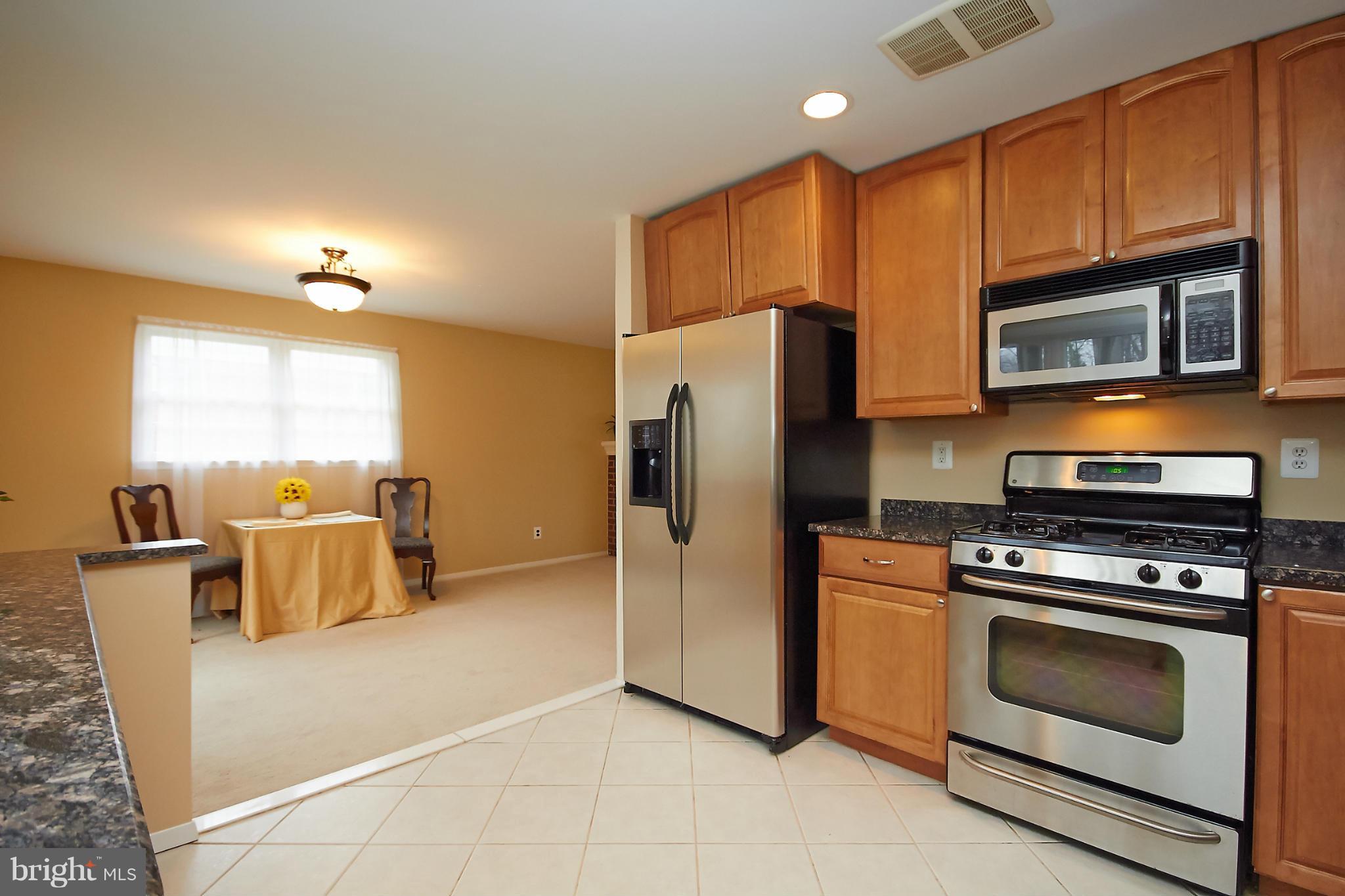 7614 Elgar Street Springfield, VA 22151 - Photo 10 of 30 Kitchen