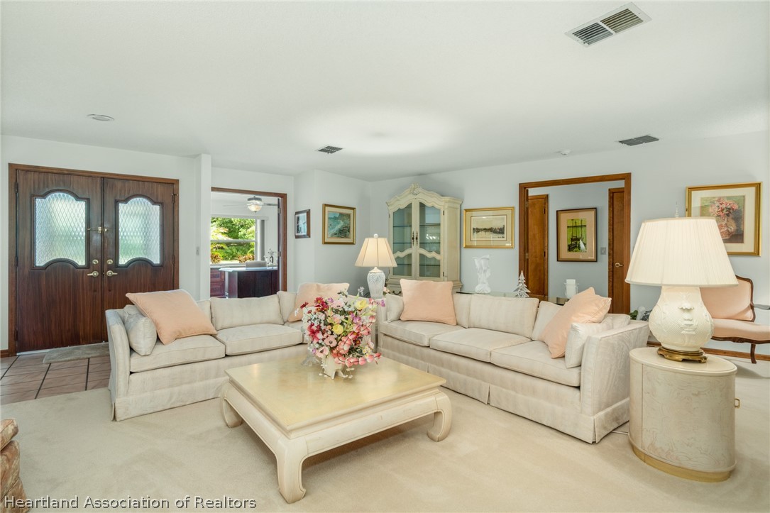 2301 Country Hill Road Sebring, FL 33872 - Photo 7 of 34 Gallery Image 7