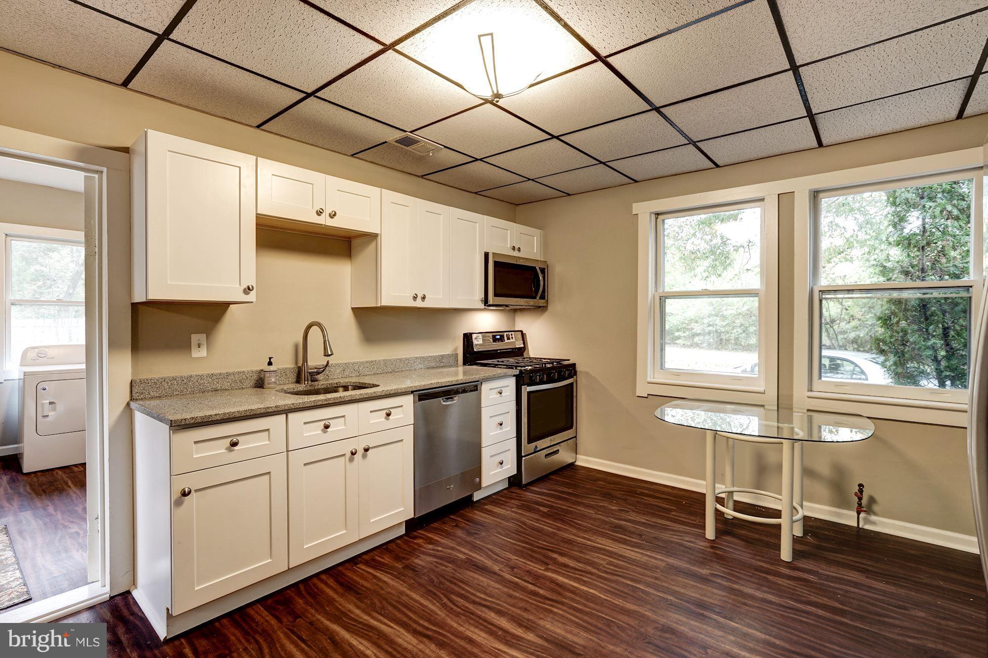 10601 Gunston Road Lorton, VA 22079 - Photo 11 of 29 Interior (General)
