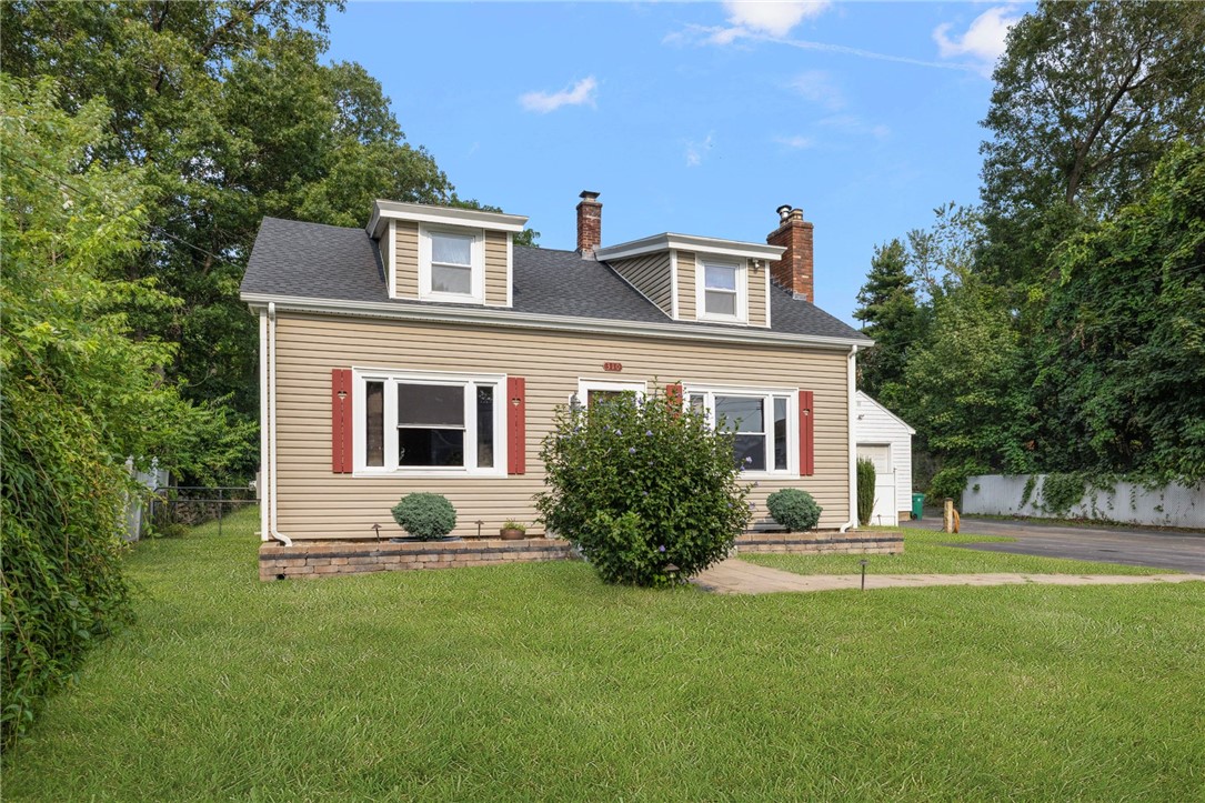 310 Talcott Street Woonsocket, RI 02895 - Photo 3 of 40 Green Grass digitally added