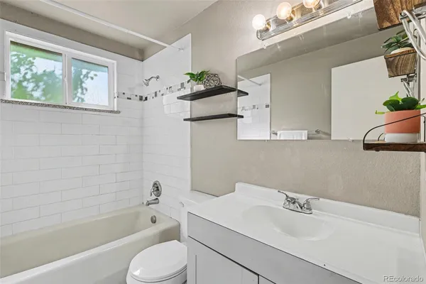 $950,000 | 12473 West 8th Avenue, Golden, CO 80401