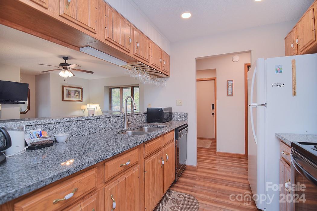 300 Ridgeview Road, Unit 92 Banner Elk, NC 28604 - Photo 21 of 41 Gallery Image 21
