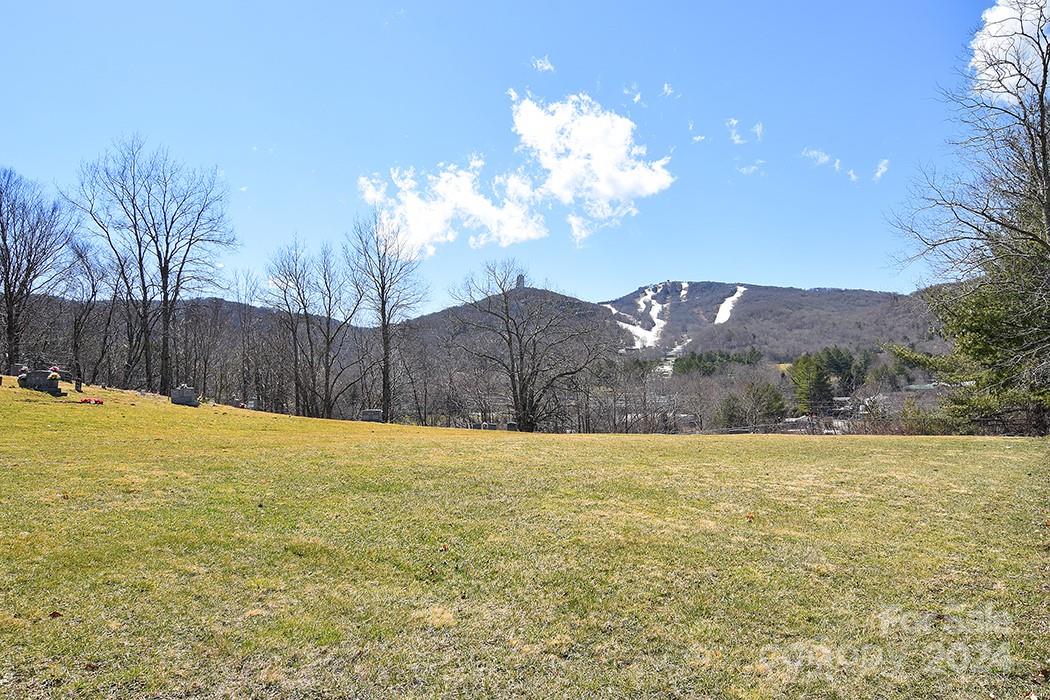 300 Ridgeview Road, Unit 92 Banner Elk, NC 28604 - Photo 40 of 41 Gallery Image 40