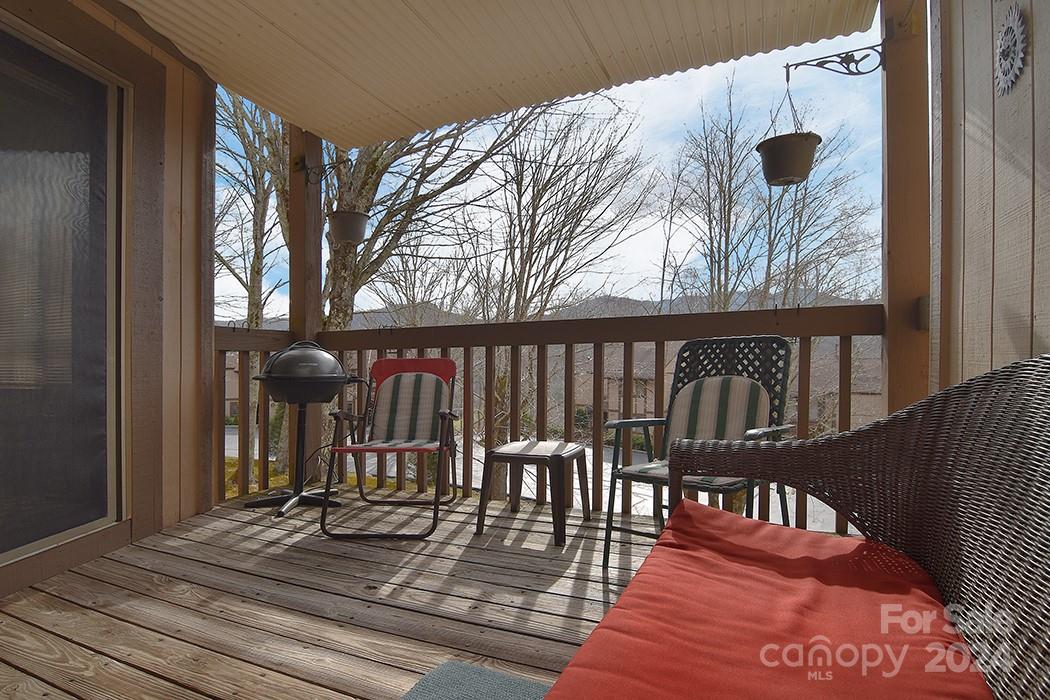 300 Ridgeview Road, Unit 92 Banner Elk, NC 28604 - Photo 4 of 41 Gallery Image 4