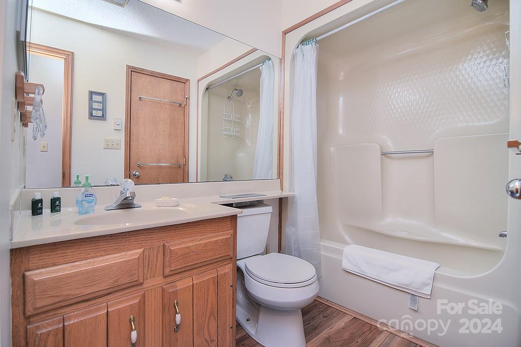 300 Ridgeview Road, Unit 92 Banner Elk, NC 28604 - Photo 6 of 41 Gallery Image 6