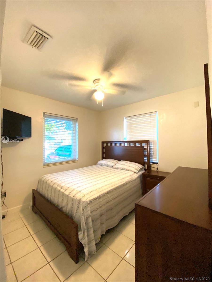 2180 Southwest 25th Street Miami, FL 33133 - Photo 16 of 53 SECOND ROOM