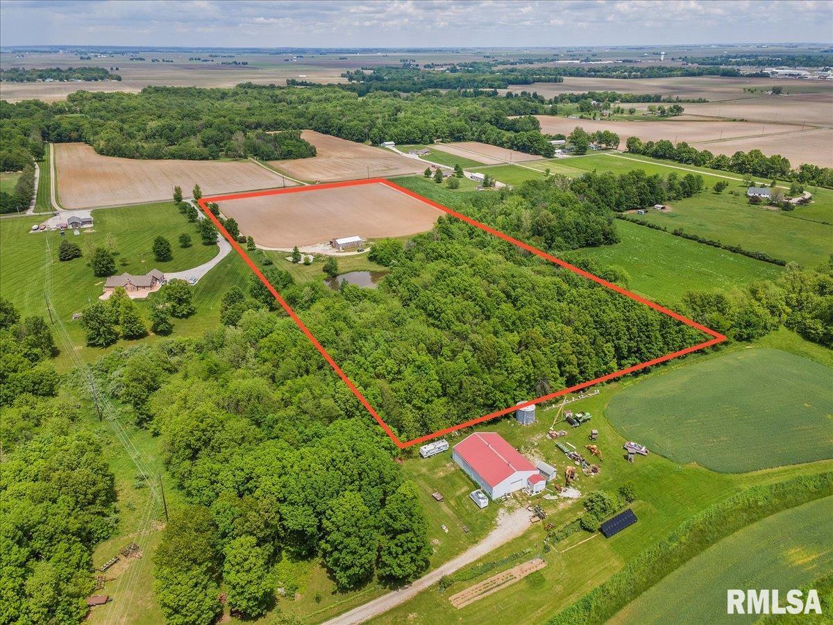 0 1330 N Road Taylorville, IL 62568 - Photo 3 of 9