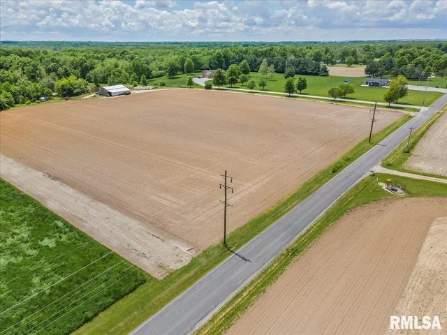 $220,000 | 0 1330 N Road, Taylorville, IL 62568