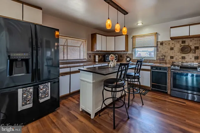 $370,000 | 114 Wellham Avenue Northwest, Glen Burnie, MD 21061