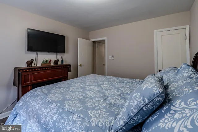 $370,000 | 114 Wellham Avenue Northwest, Glen Burnie, MD 21061