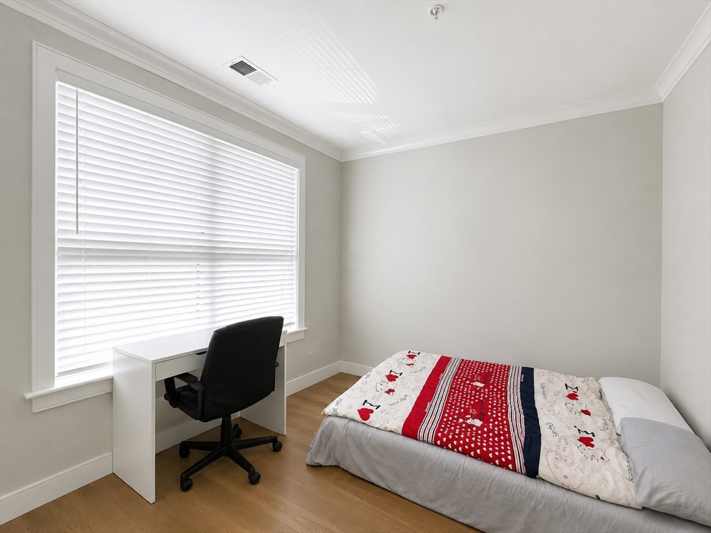 13 Greylock Road, Unit 3 Boston, MA 02134 - Photo 6 of 14
