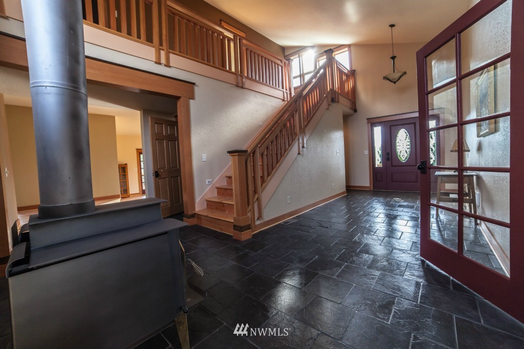 274 Bohart Road Wenatchee, WA 98801 - Photo 7 of 25 Gallery Image 7